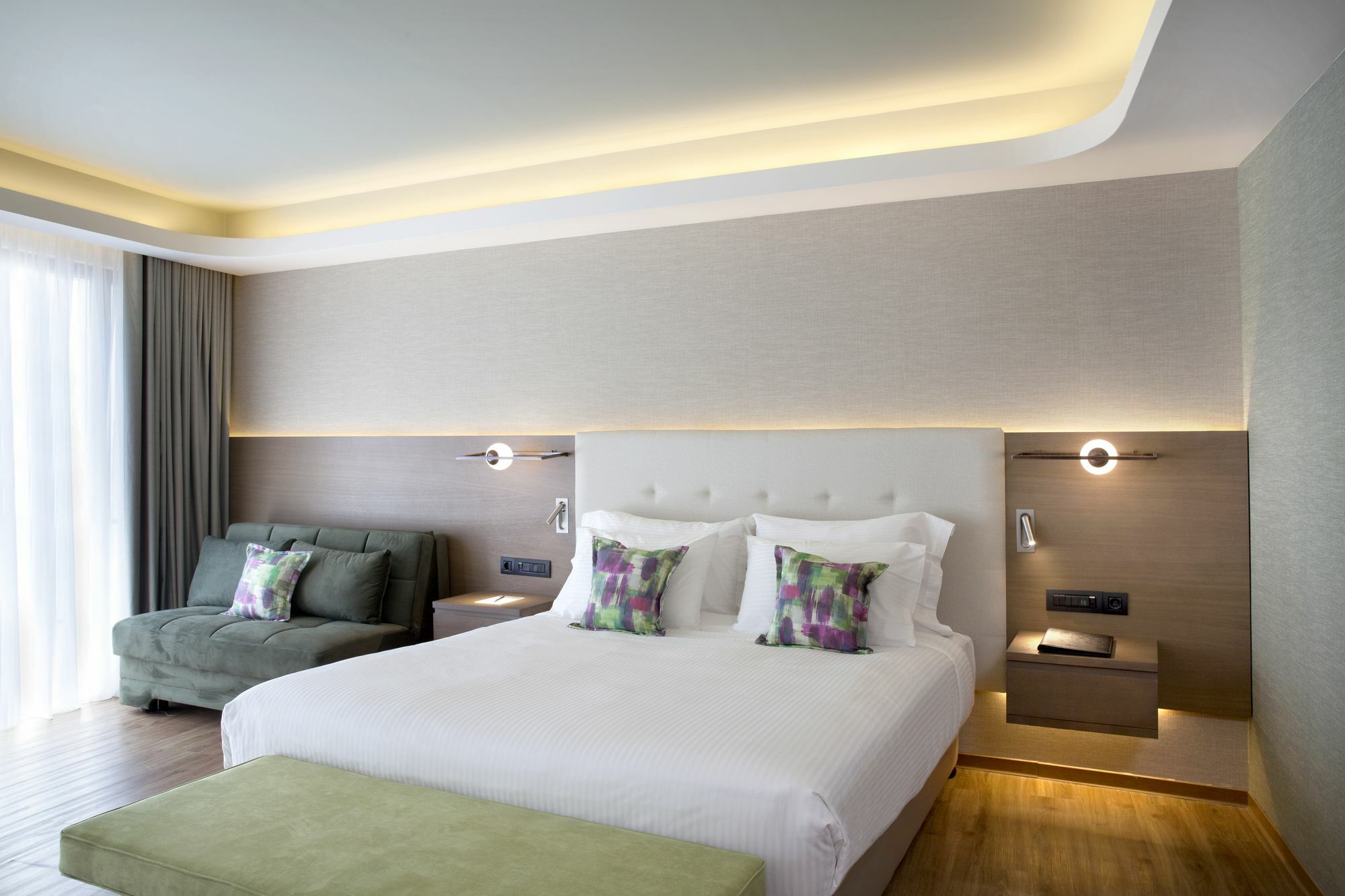 Wyndham מלון 5*